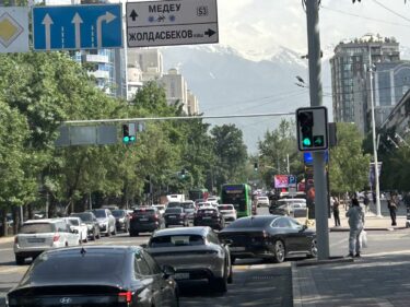 カザフスタンで考えた、僕たちが「少し違うもの」に惹かれる理由　（坂本 剛）
